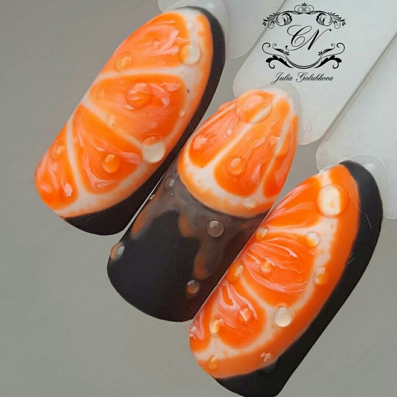 Красивый стильный маникюр оранжевый