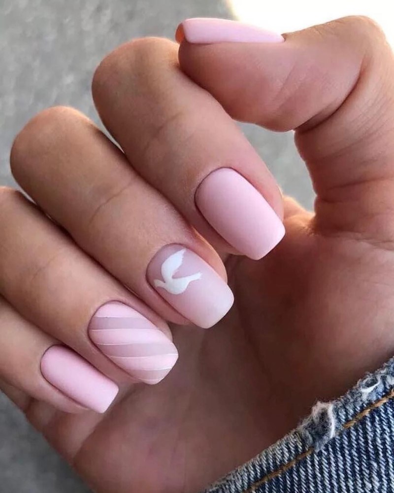 Короткие ногти миндальной формы