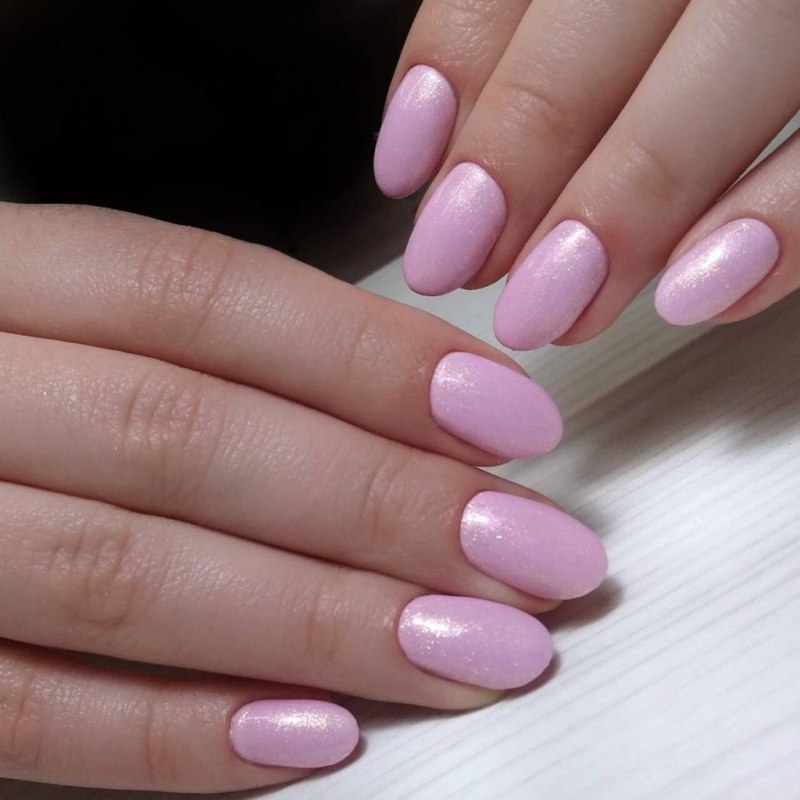 Однотонное покрытие на короткие ногти