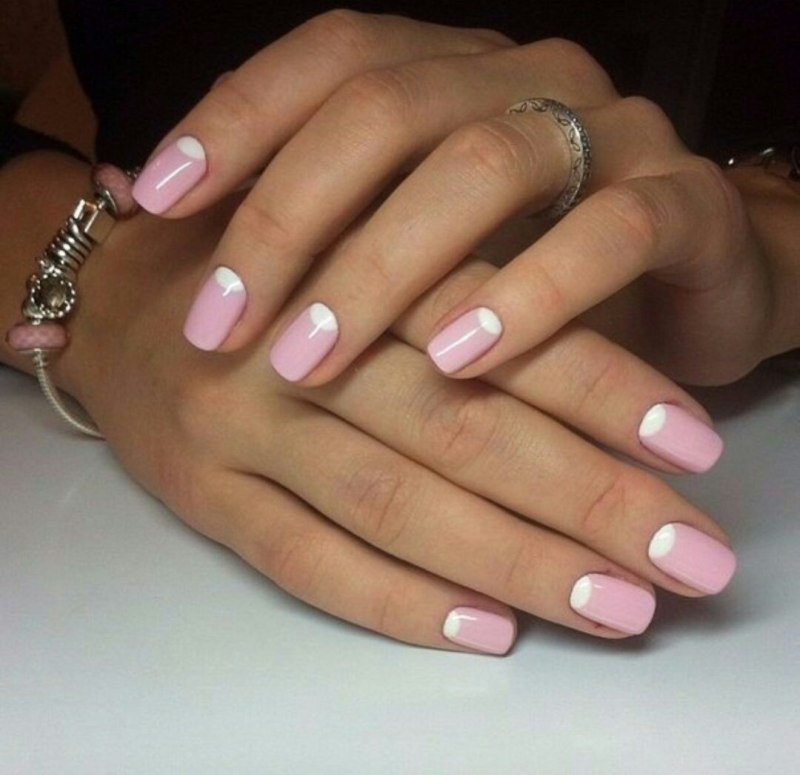 Нюдовый полупрозрачный френч