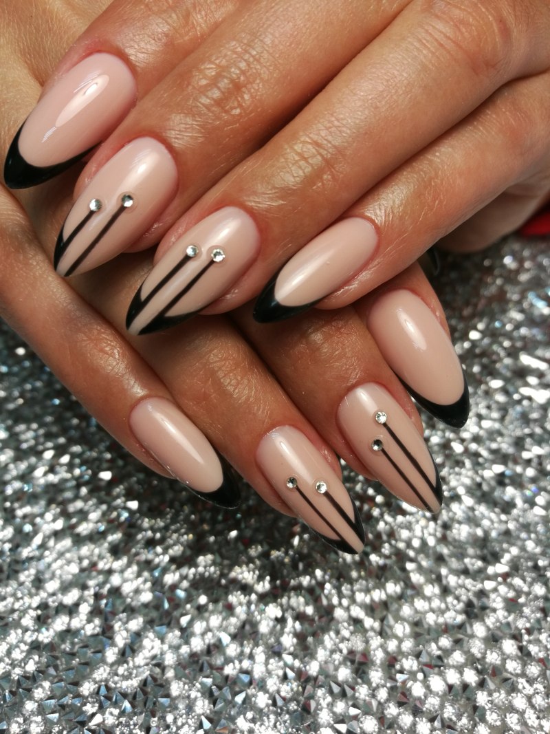 Френч 2021 миндаль черный