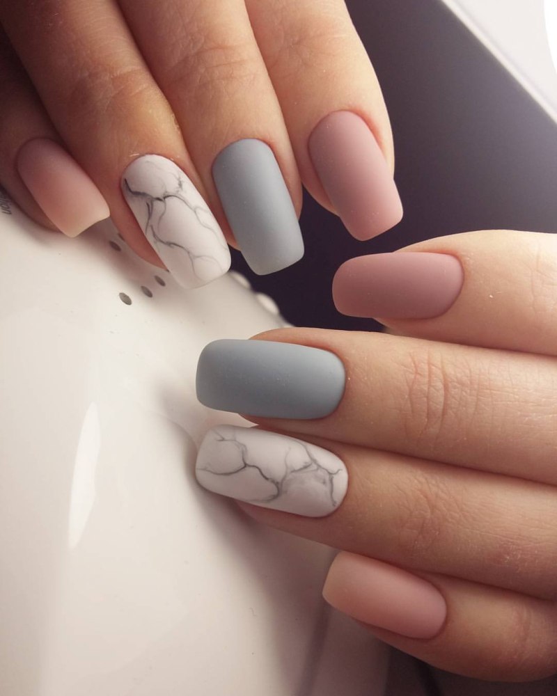 Нежный маникюр