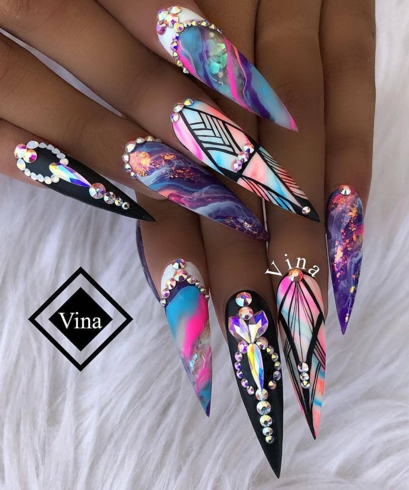 Розовые стилеты