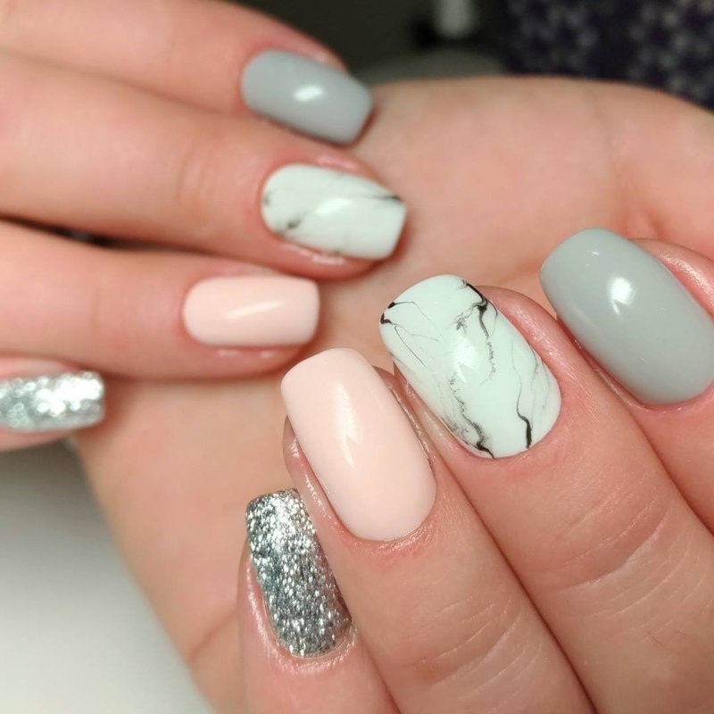 Мраморный маникюр