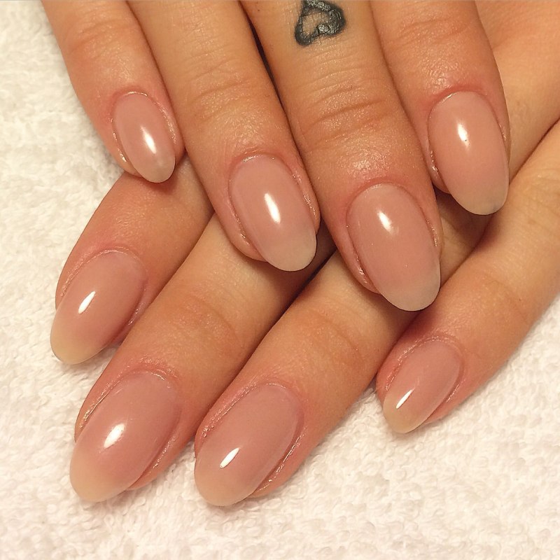 Естественный маникюр