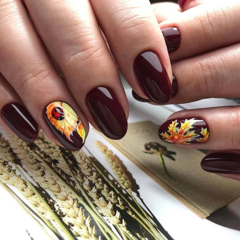 Красивый осенний маникюр