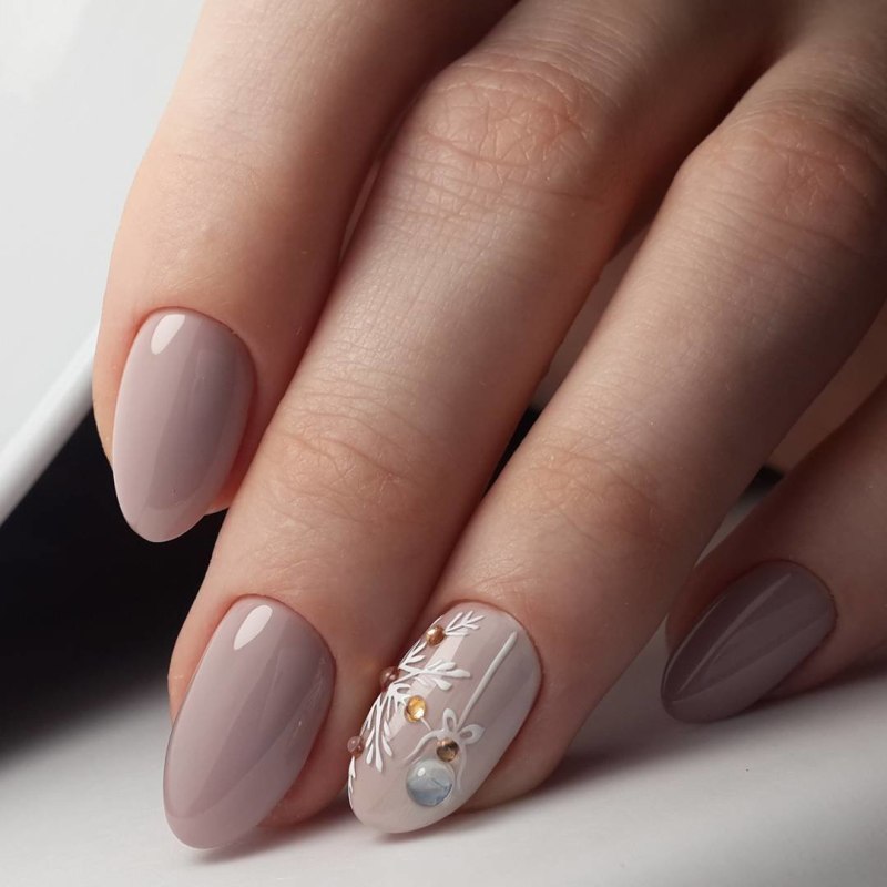 Стильный маникюр