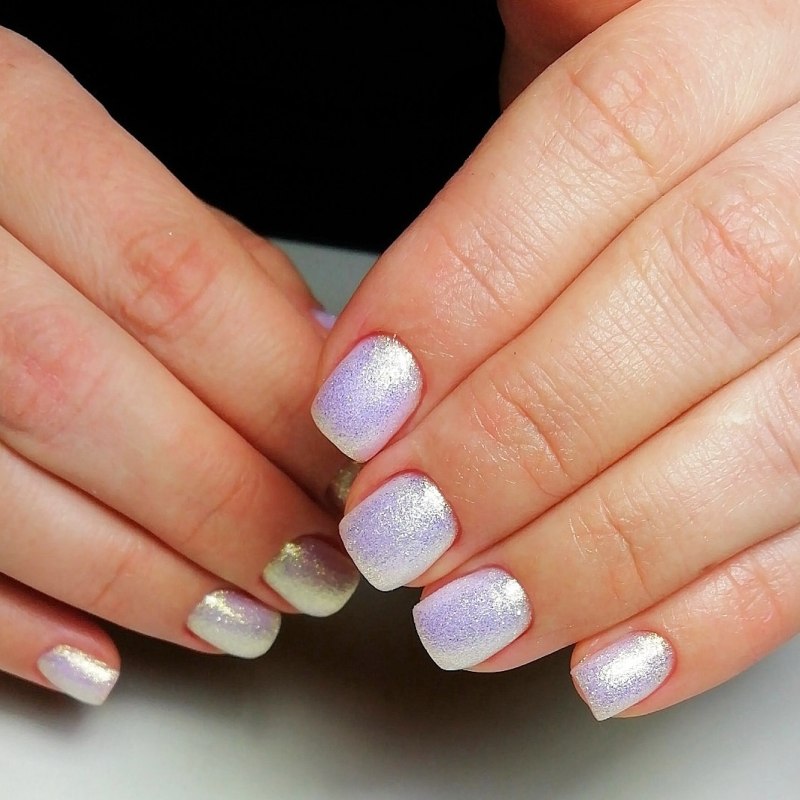 Маникюр на короткие ногти 2022 с втиркой