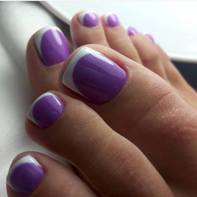 Модный педикюр