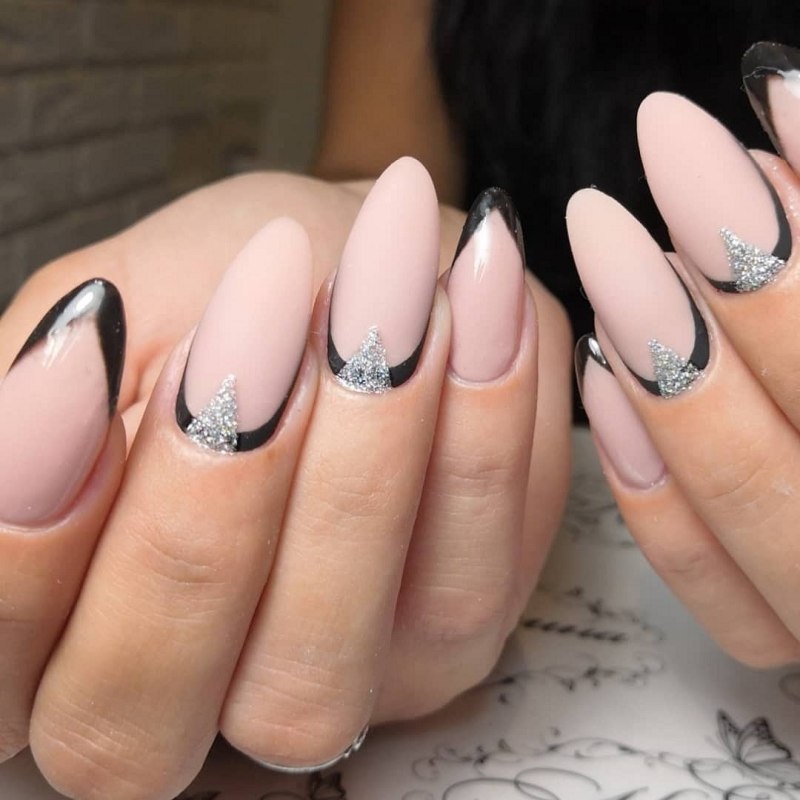 Френч 2021 миндаль черный