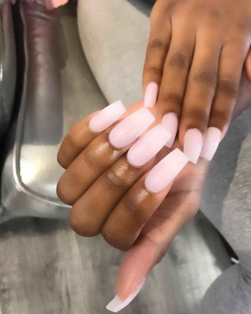 Шеллак на длинные ногти