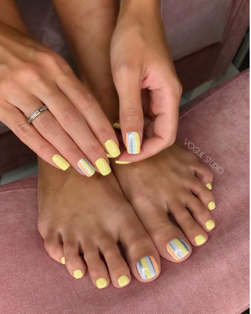 Маникюр и педикюр