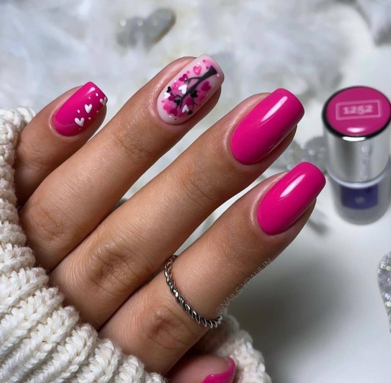 Однотонный маникюр