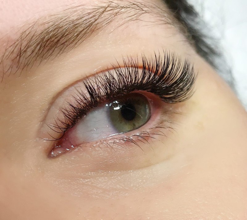 Наращ ресниц классика