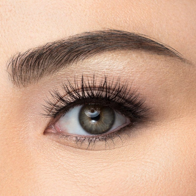 Наращивание ресниц натуральный эффект классика