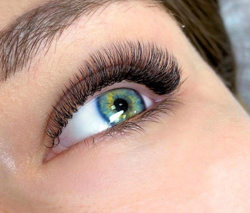 Ресницы классика