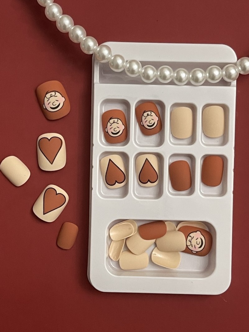 Накладные ногти для педикюра