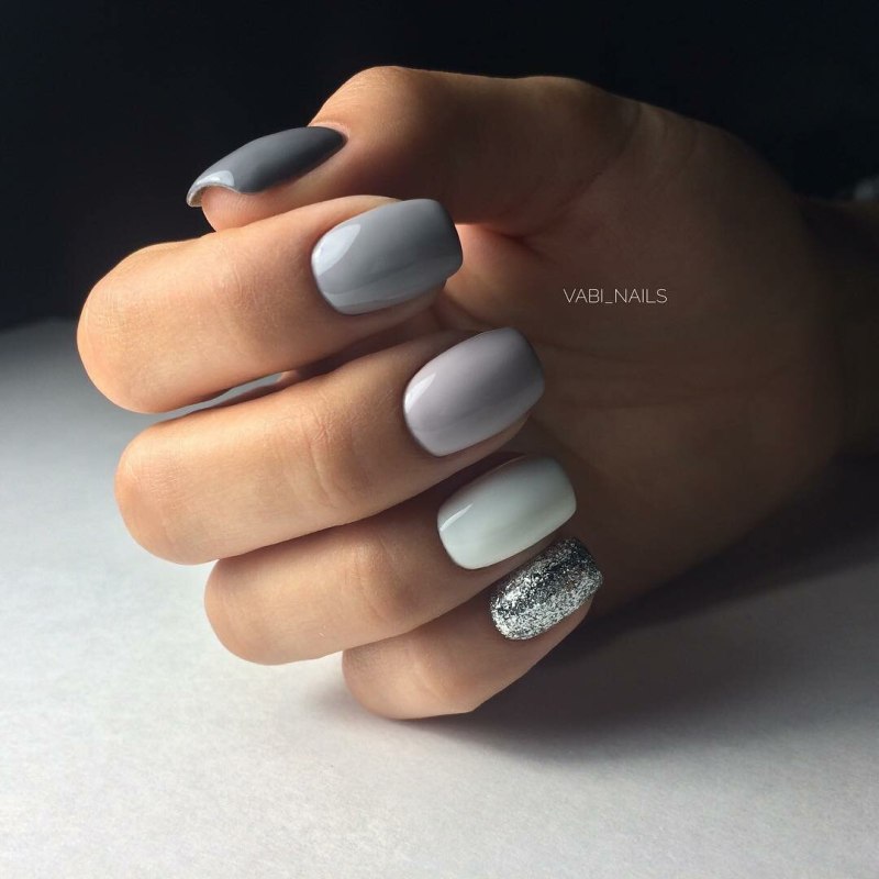 Маникюр белый мрамор