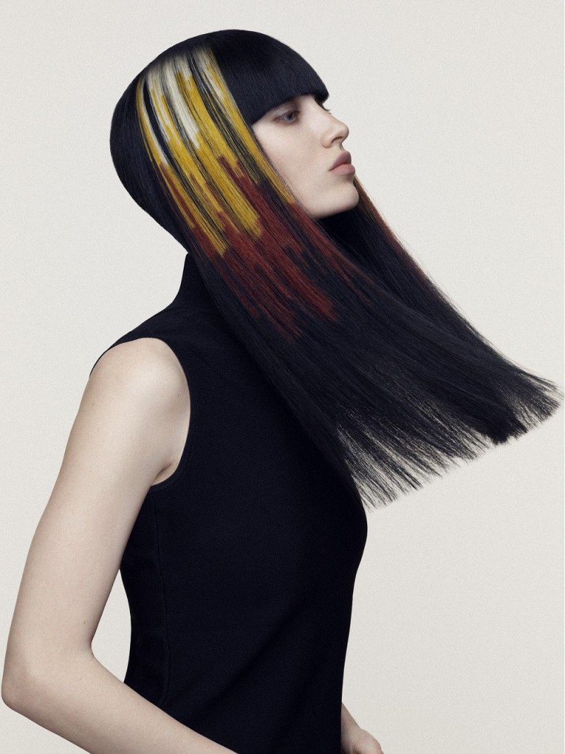 Разноцветные пряди волос окрашивание