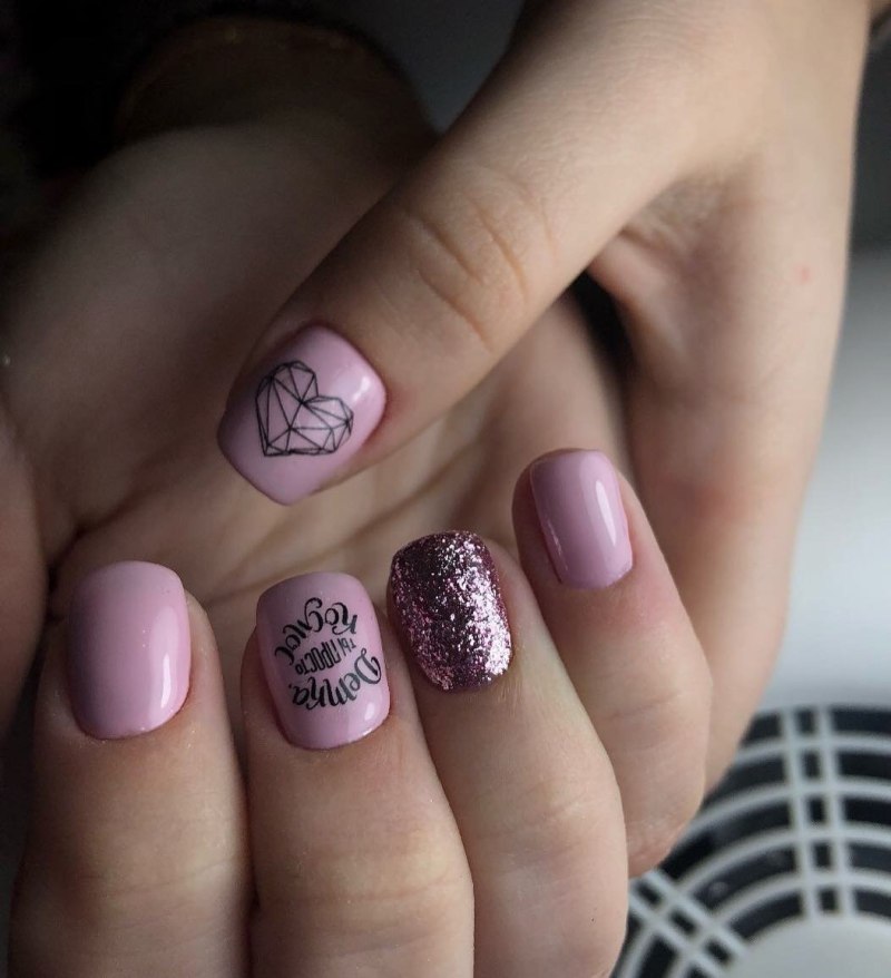 Стильный маникюр