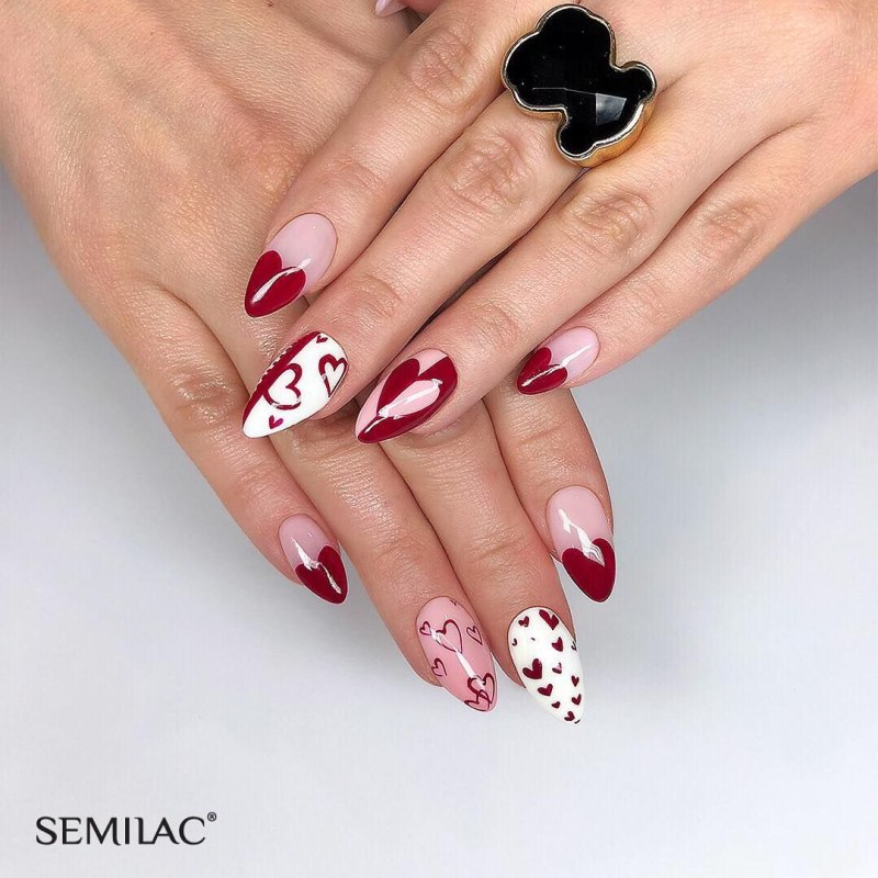 Маникюр Love