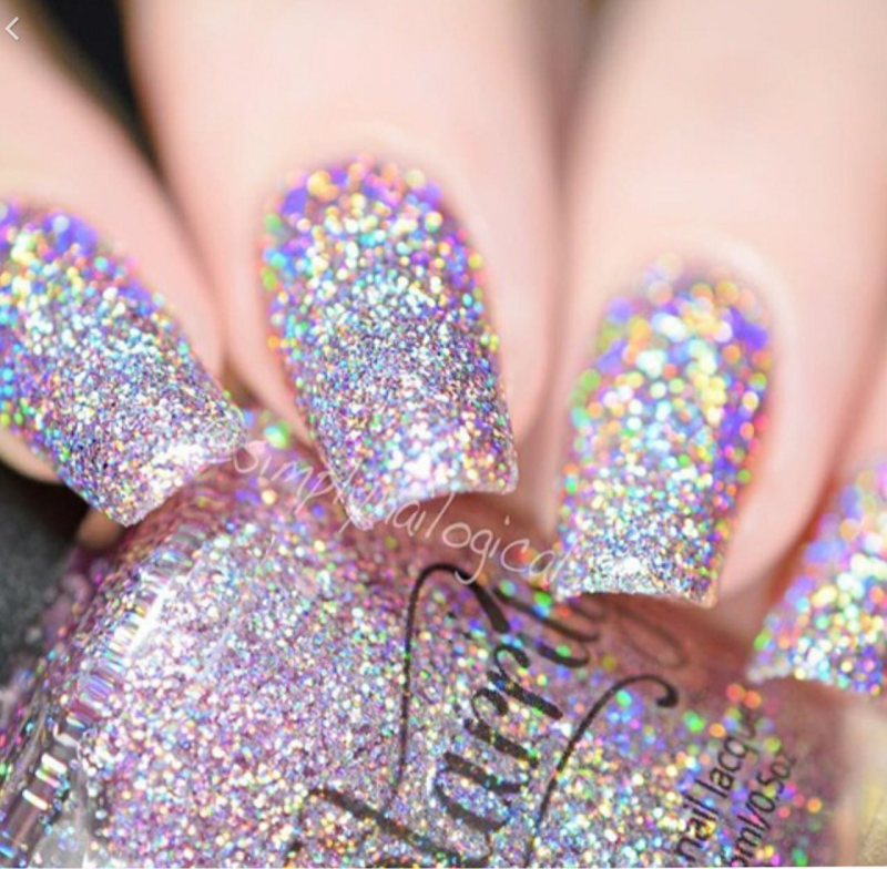 Очень блестящие ногти