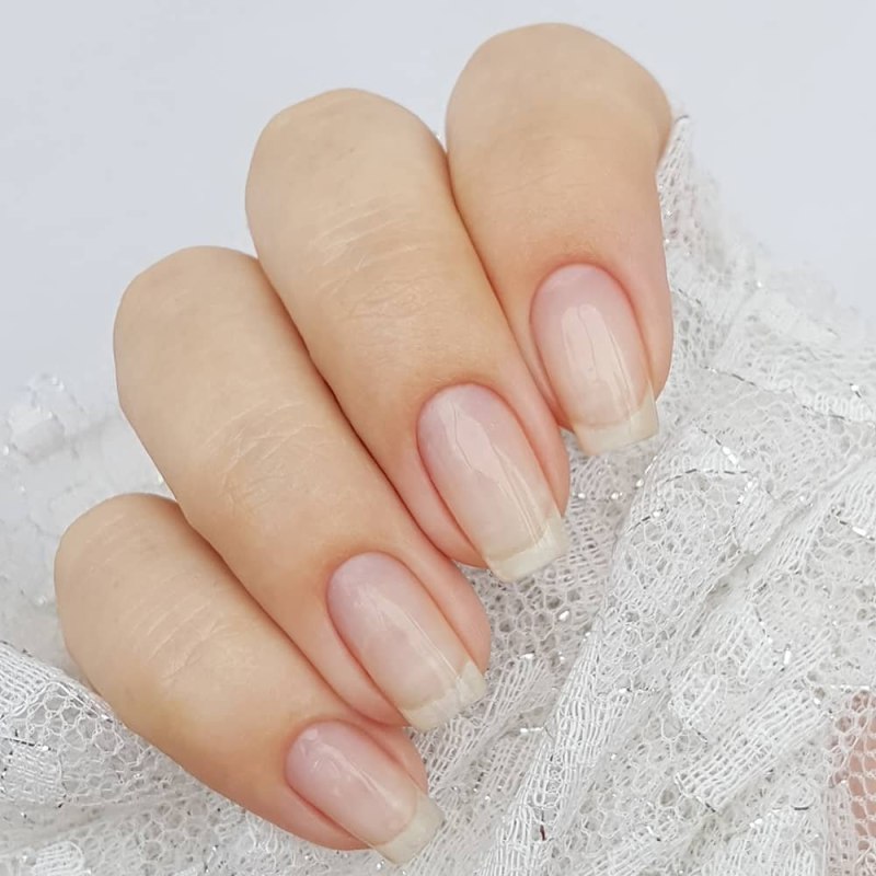 Маникюр френч омбре