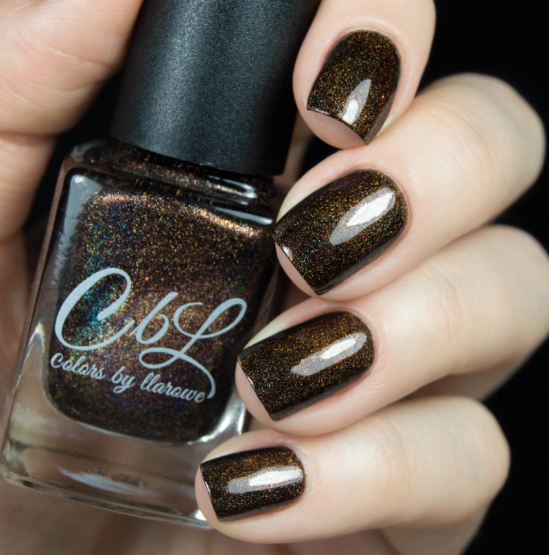 Однотонное покрытие ногтей