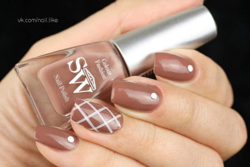 Маникюр мокко