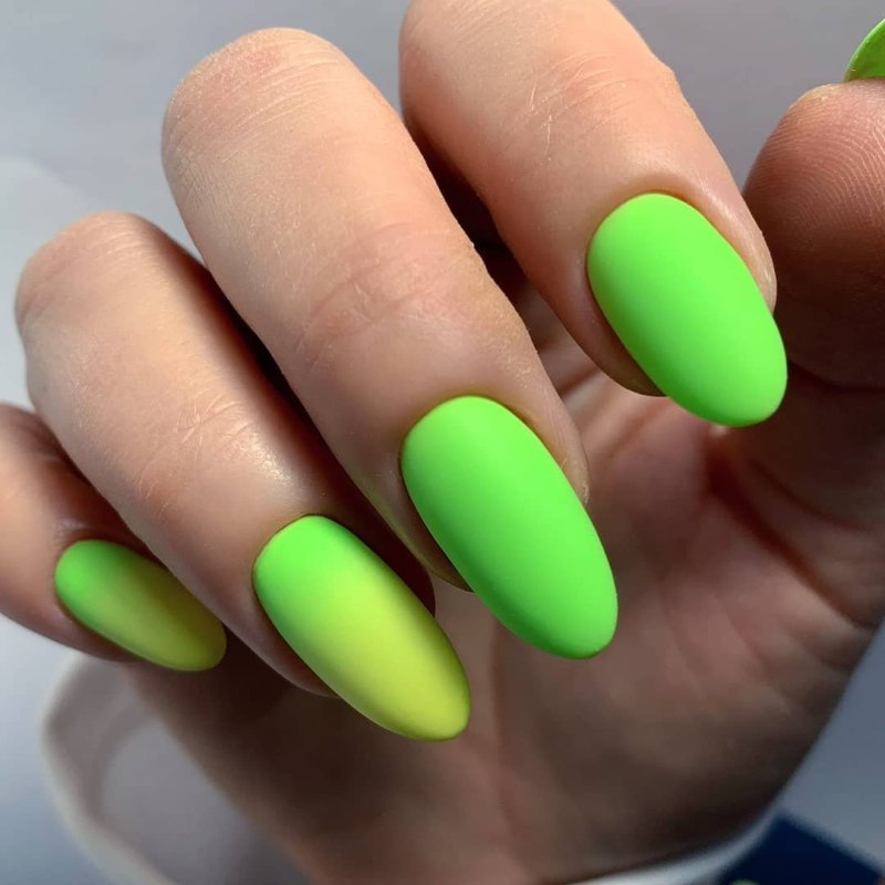 Кислотный маникюр