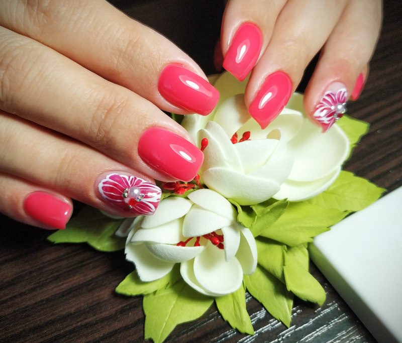 Маникюр на день рождения