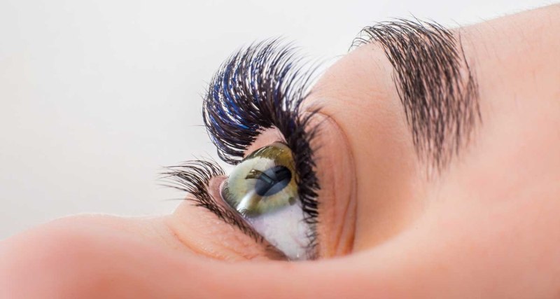 Нарощенные ресницы