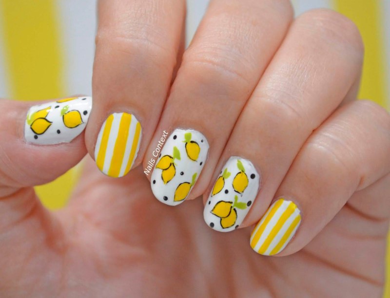 Маникюр с рисунком лимона