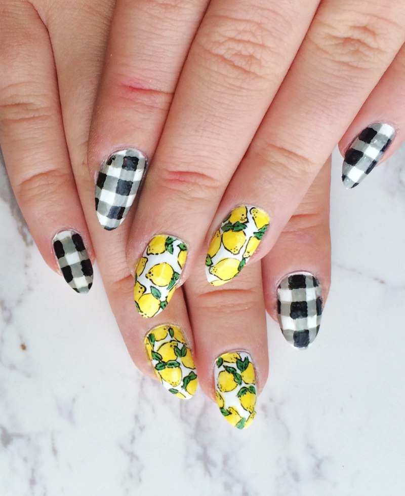 Рисование на ногтях фрукты