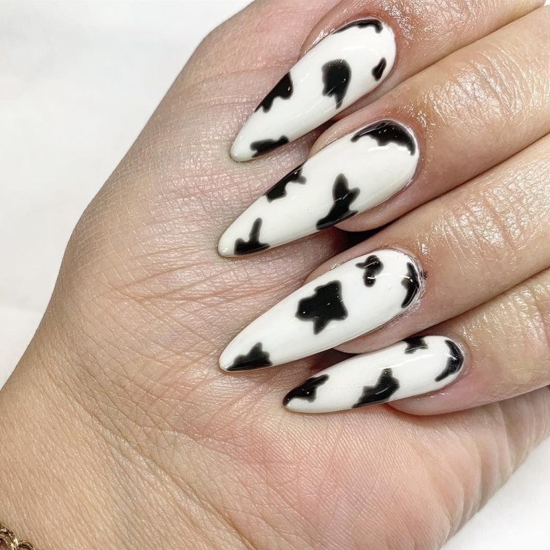 Коровий принт на ногтях