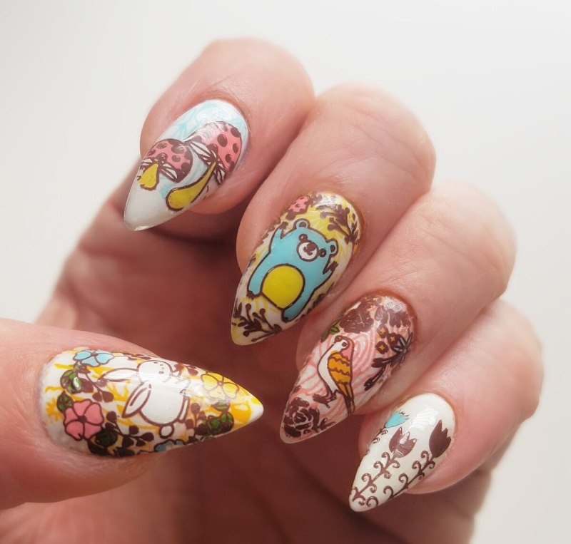 Ногти с коровьим принтом