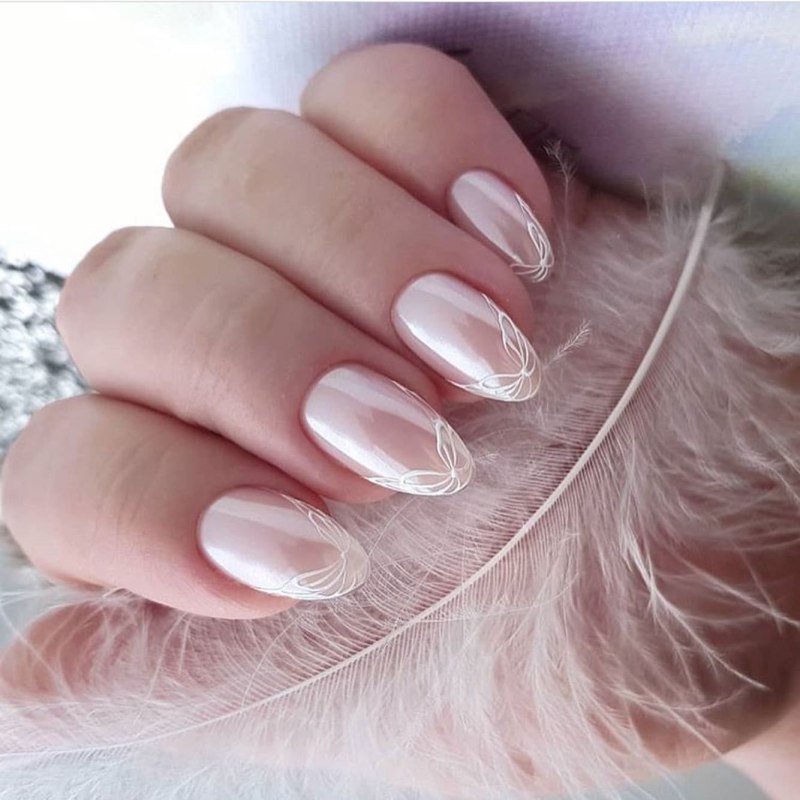 Маникюр втирка Жемчужная френч