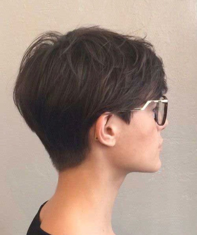 Стрижка шапочка Гарсон удлиненная