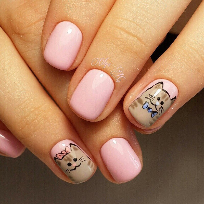 Ногти с выбеленный топом