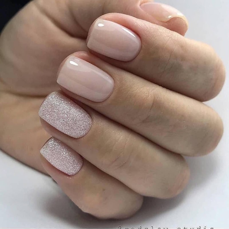 Нюдовый маникюр