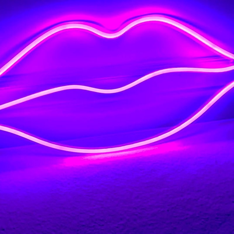 Неоновый фиолетовый