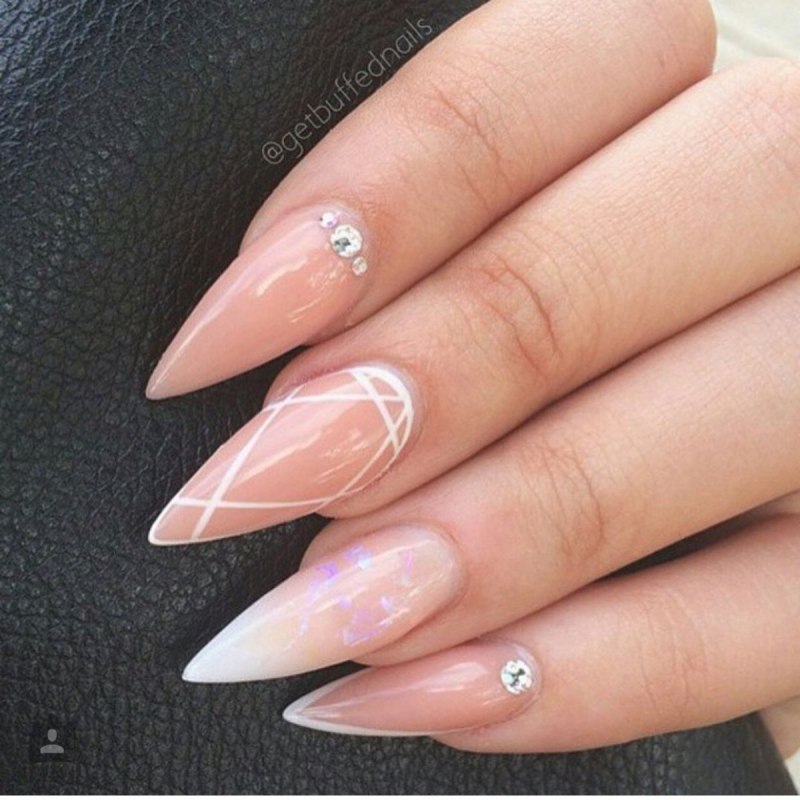 Бежевый френч на длинные ногти