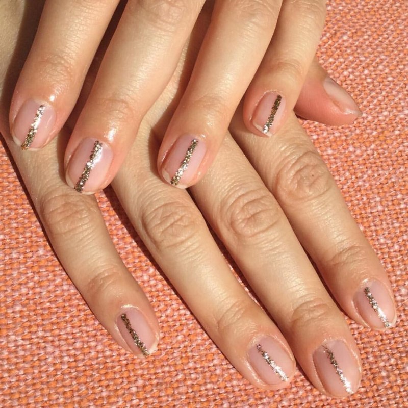 Ногти с полосками