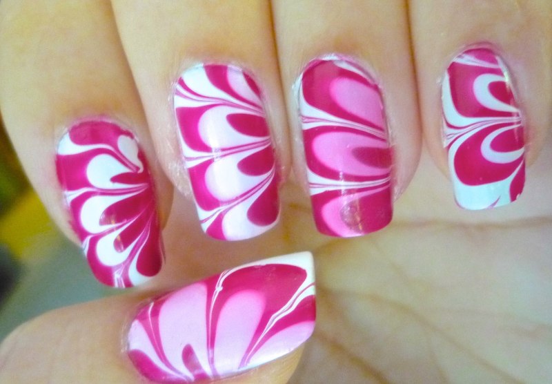 Лёгкий красивый маникур