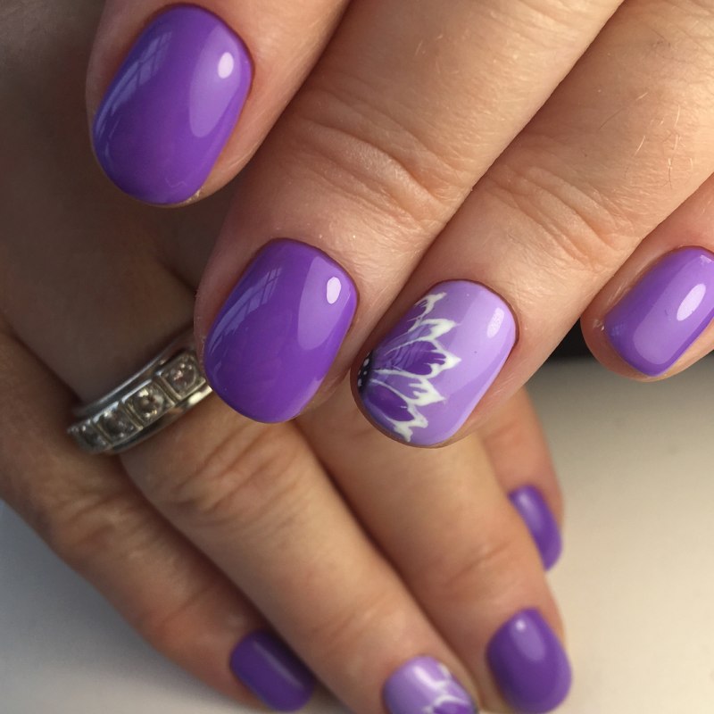 Нежно Лавандовые ногти