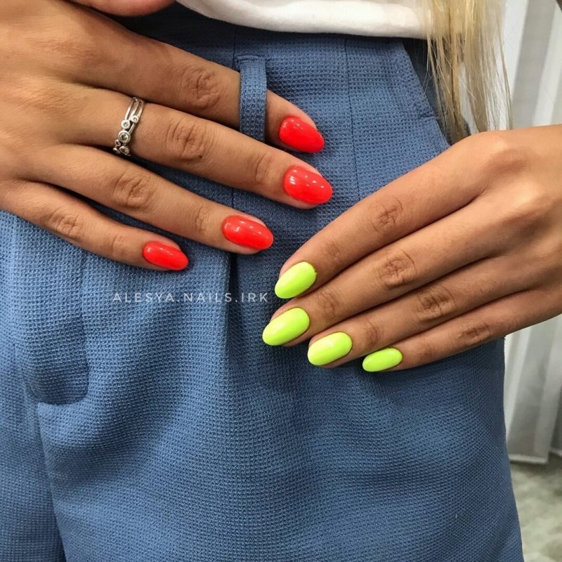 Разноцветный маникюр