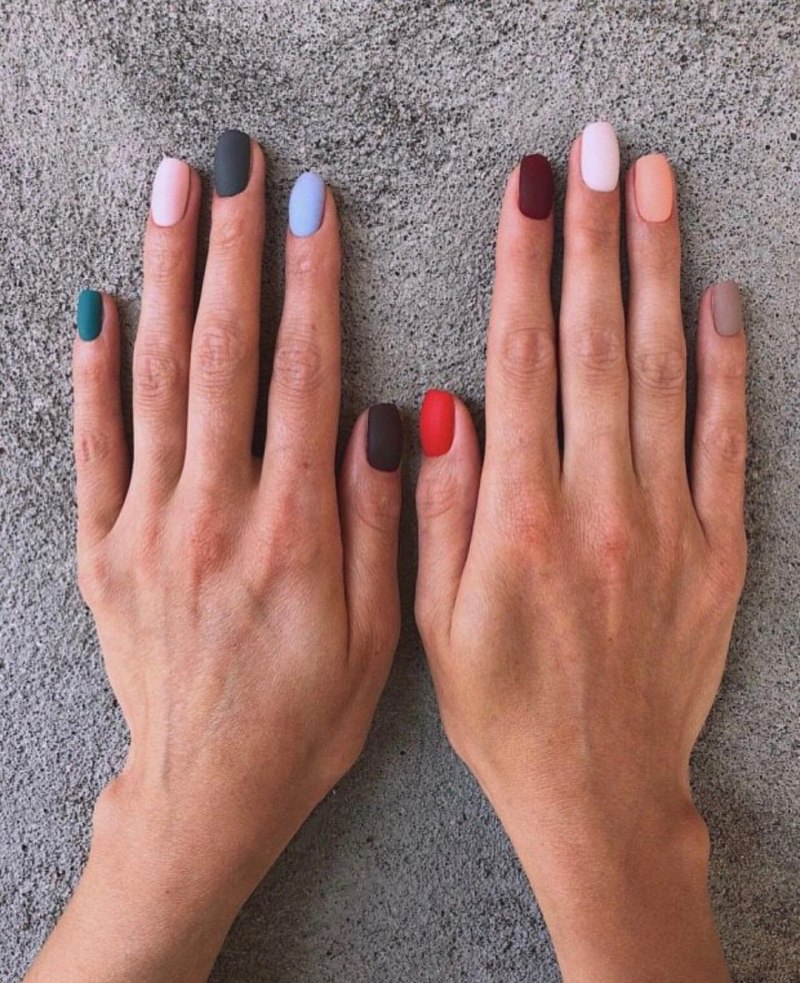 Маникюрв постельных тгнах