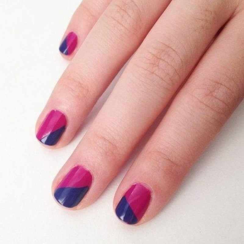 Красно синий маникюр