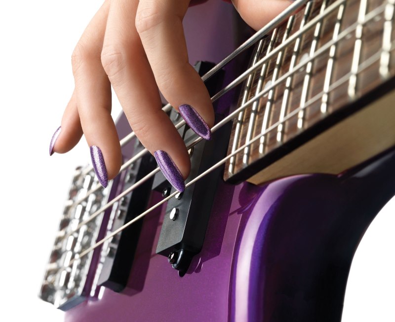 Руки гитариста ногти