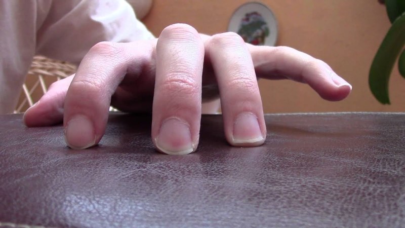 Большой палец гитариста